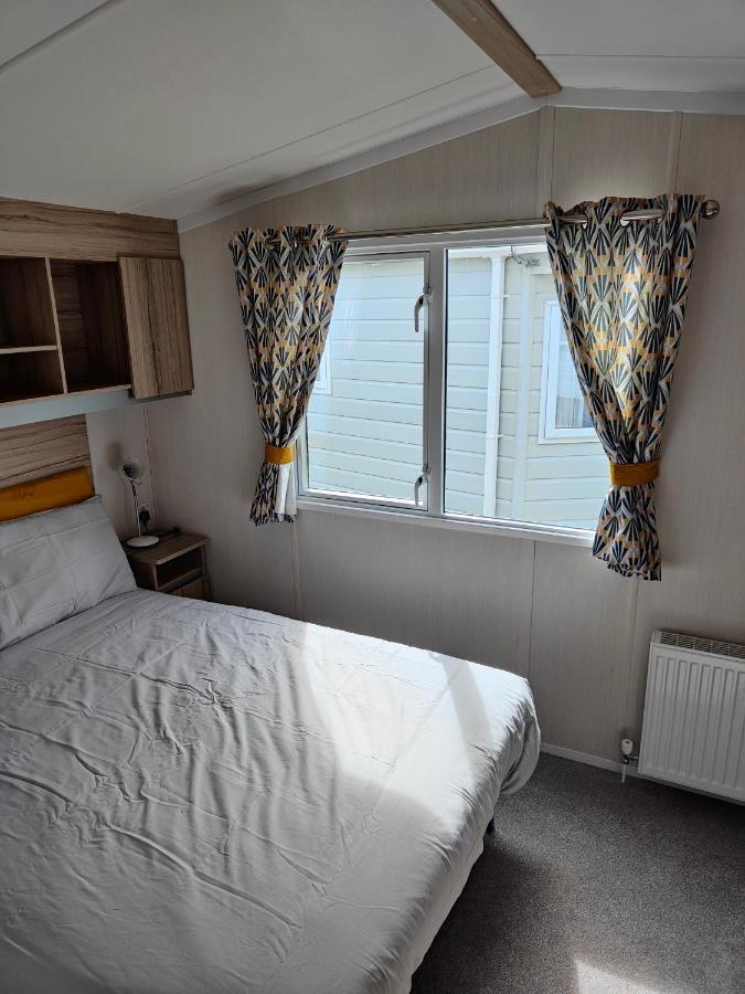 J6 Static Caravan, Fairway Holiday Park Sandown Exteriér fotografie