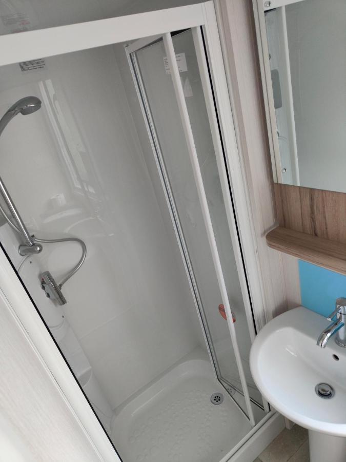 J6 Static Caravan, Fairway Holiday Park Sandown Exteriér fotografie