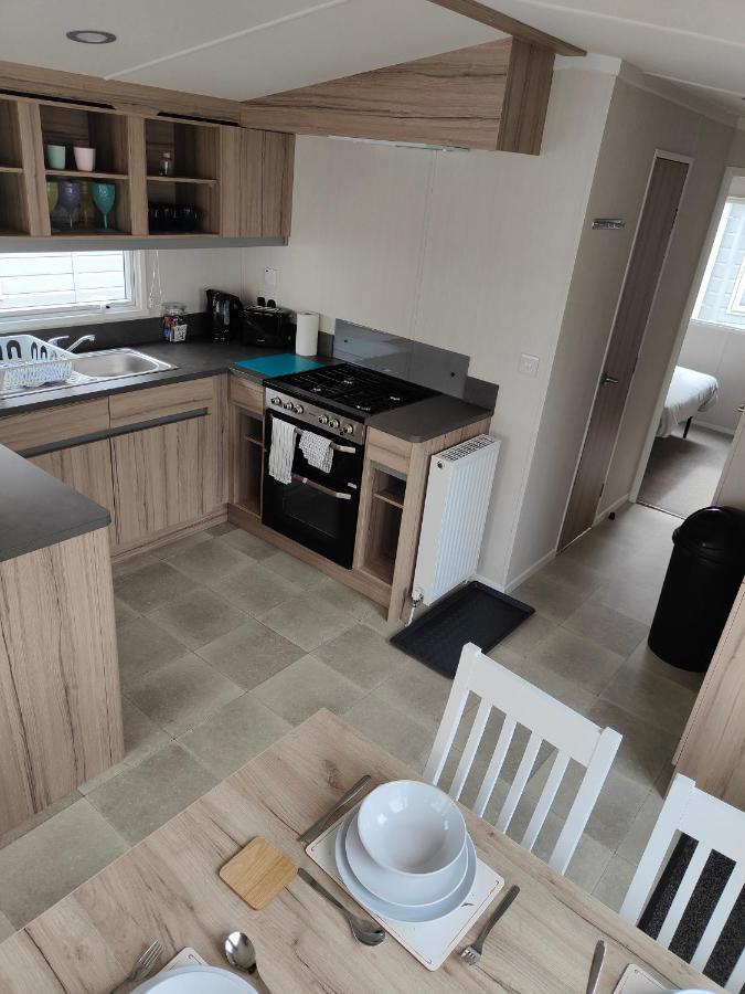 J6 Static Caravan, Fairway Holiday Park Sandown Exteriér fotografie